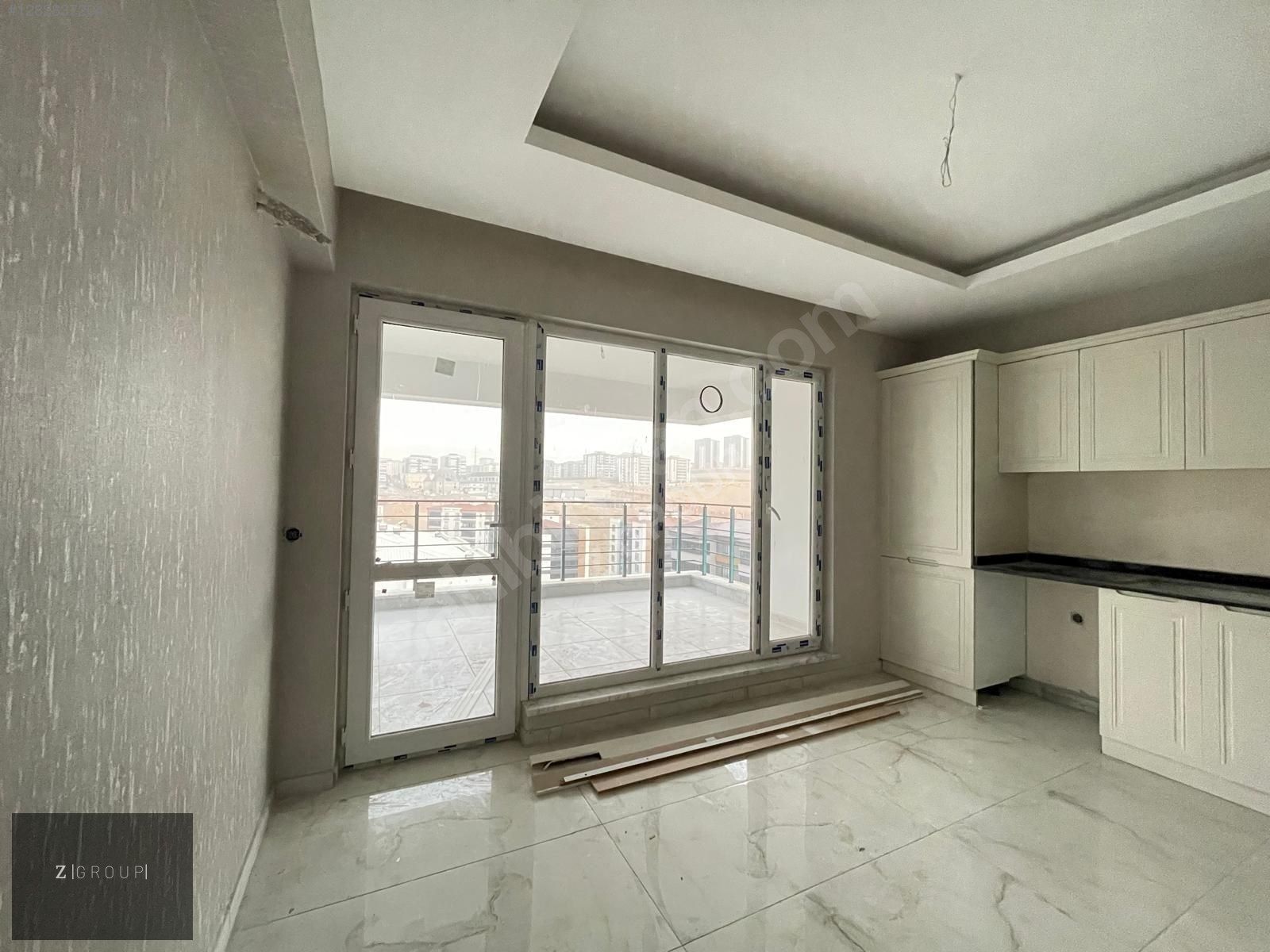 Z GROUP'DAN KARACAAHMET'TE2+1 SATILIK 0 DAİRE