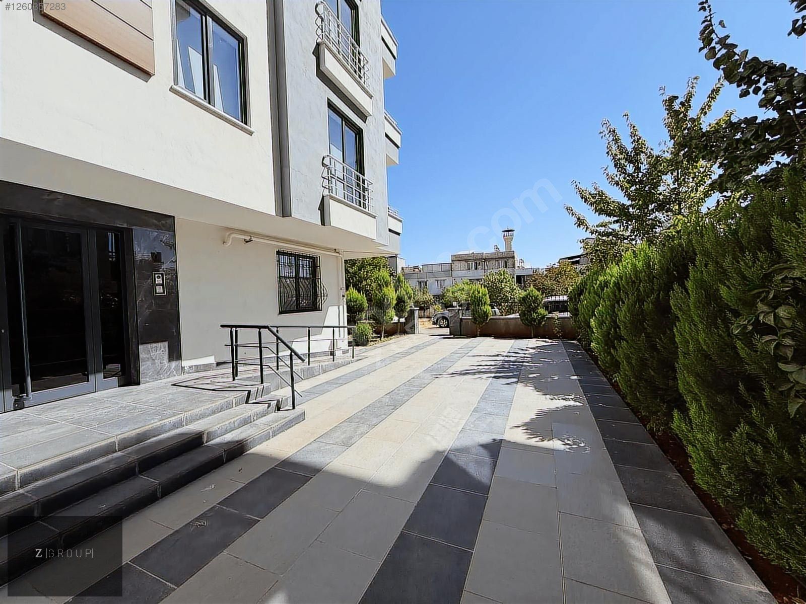 Z GROUP'DAN MEMUR ŞARTLI RASAF YOLUNDA KİRALIK DAİRE